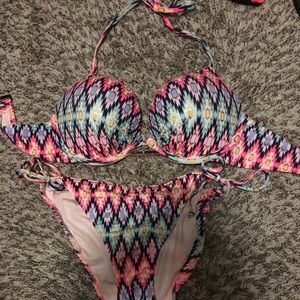 VS bikini